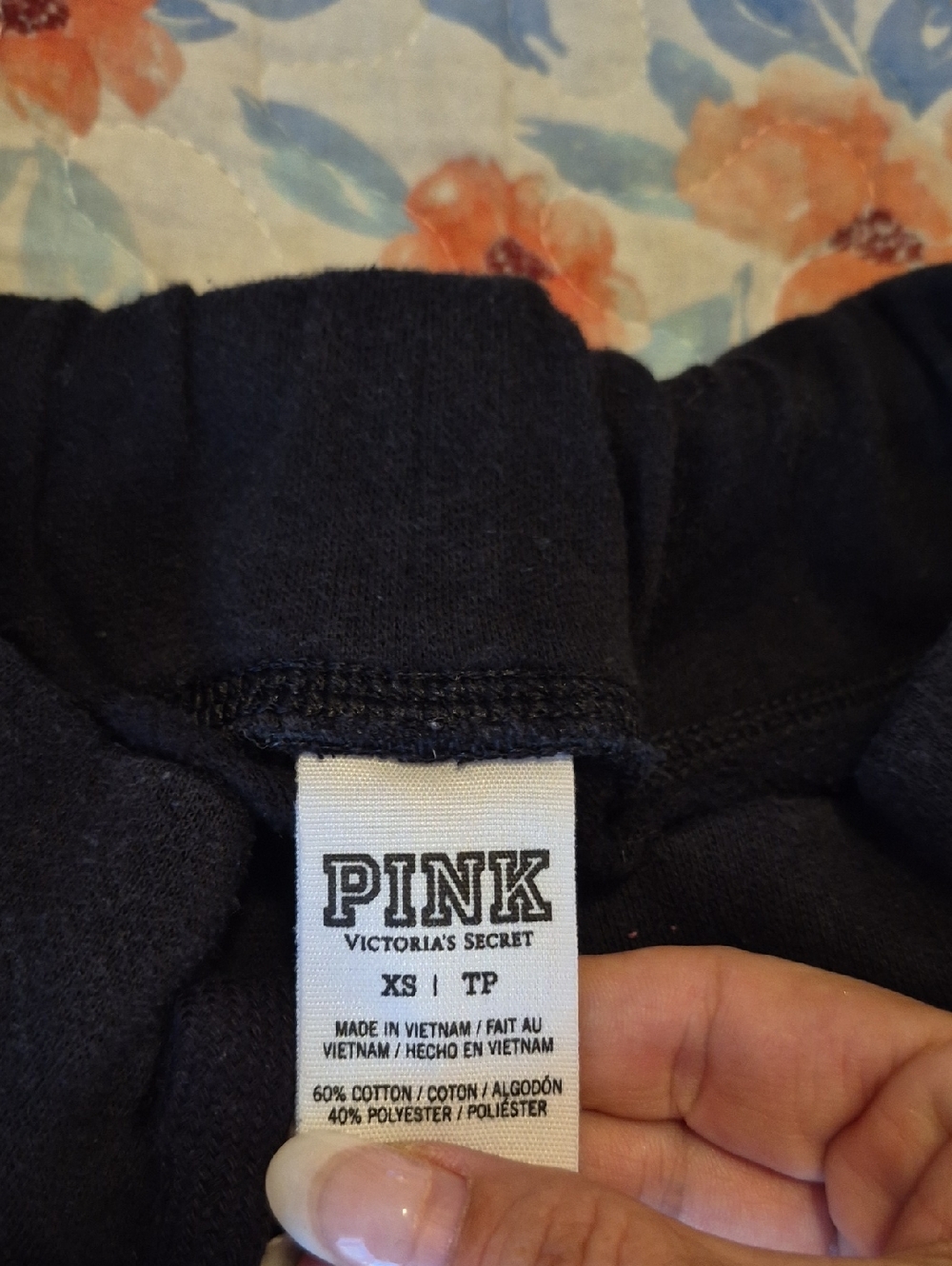 VS PINK shorts - Picture 4 of 4